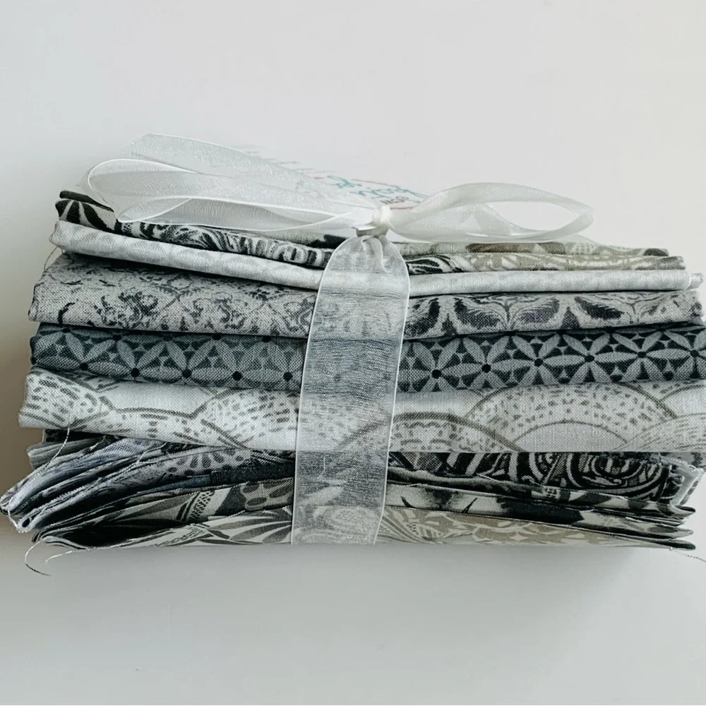 Fat Quarter Bundle 6 Pieces Assorted Gray Patterned Fabric NWT